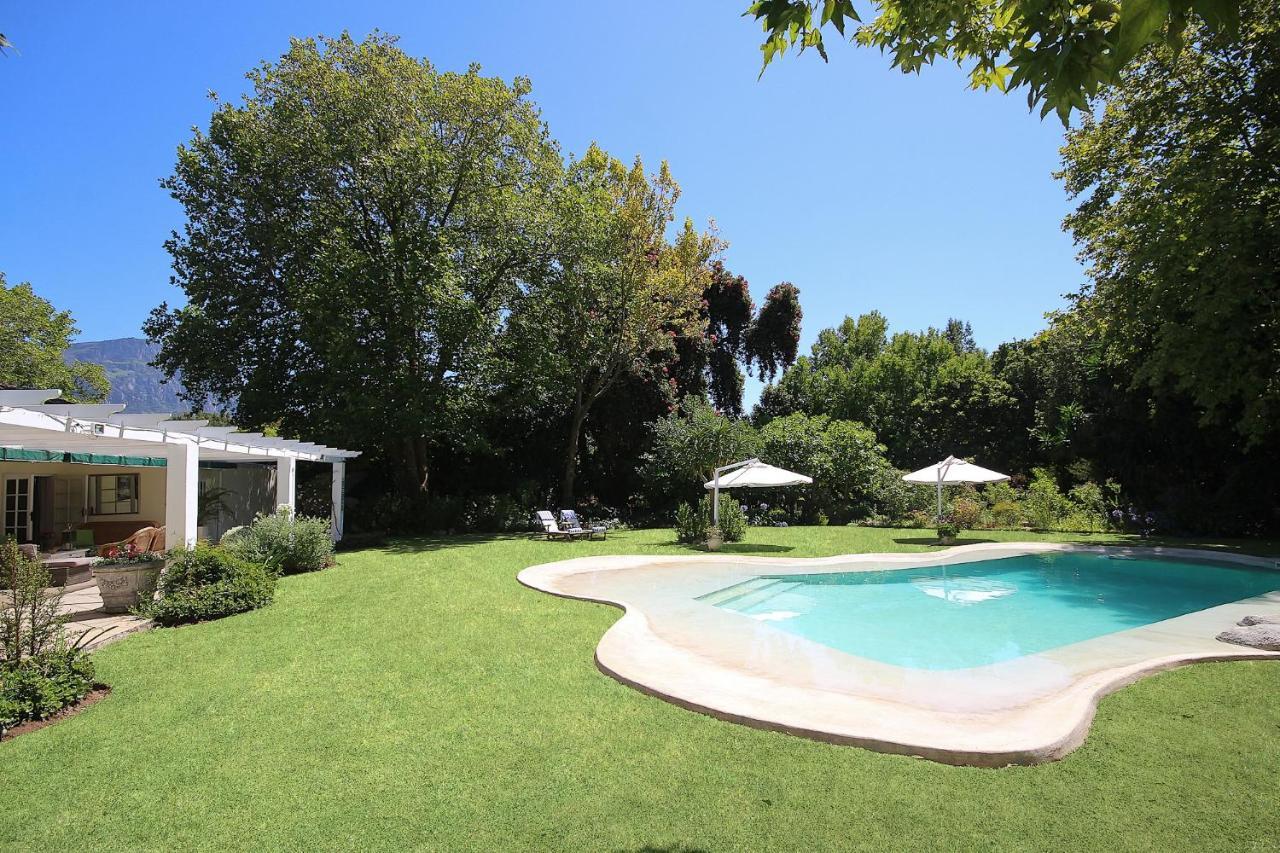 Beluga Of Constantia Guest House كيب تاون المظهر الخارجي الصورة