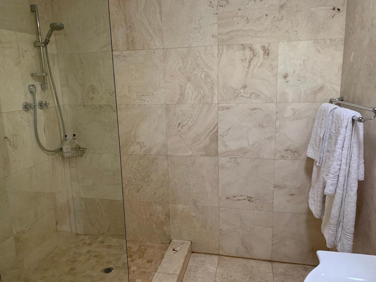 Beluga Of Constantia Guest House كيب تاون المظهر الخارجي الصورة